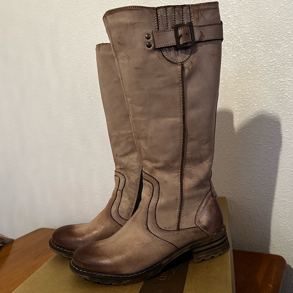 Overland Tall Leather Regan boots